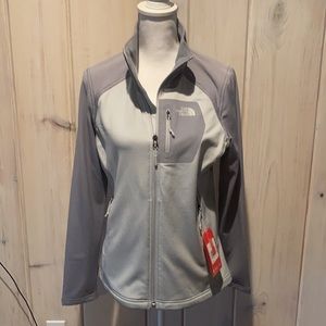 Slim fit north face zip up. NWT